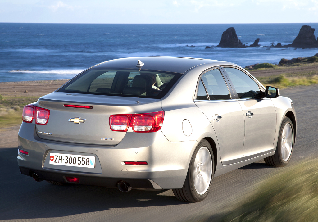 Chevrolet Malibu: Heck-/Seitenansicht. 