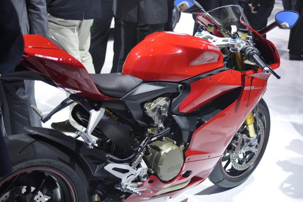 Der Motor der Ducati leistet 143 kW/195 PS
