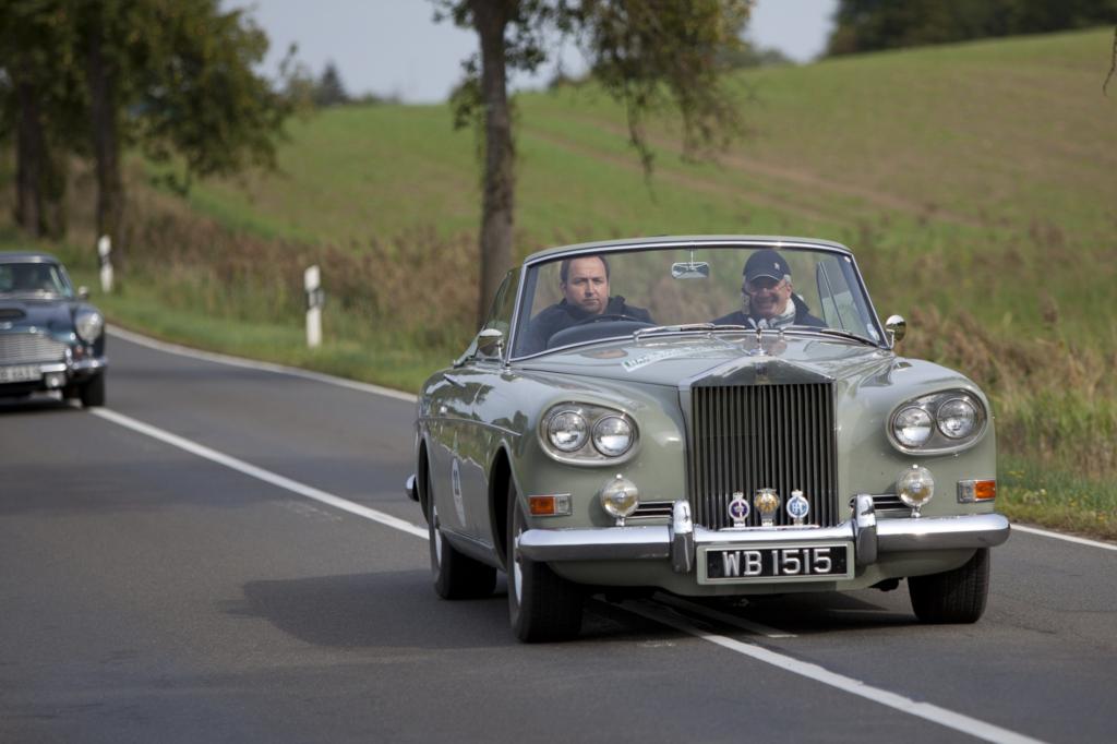 Der Rolls-Royce Silver Cloud III von 1963 ist selbst bei einer Oldtimer-Rallye immer ein Hingucker