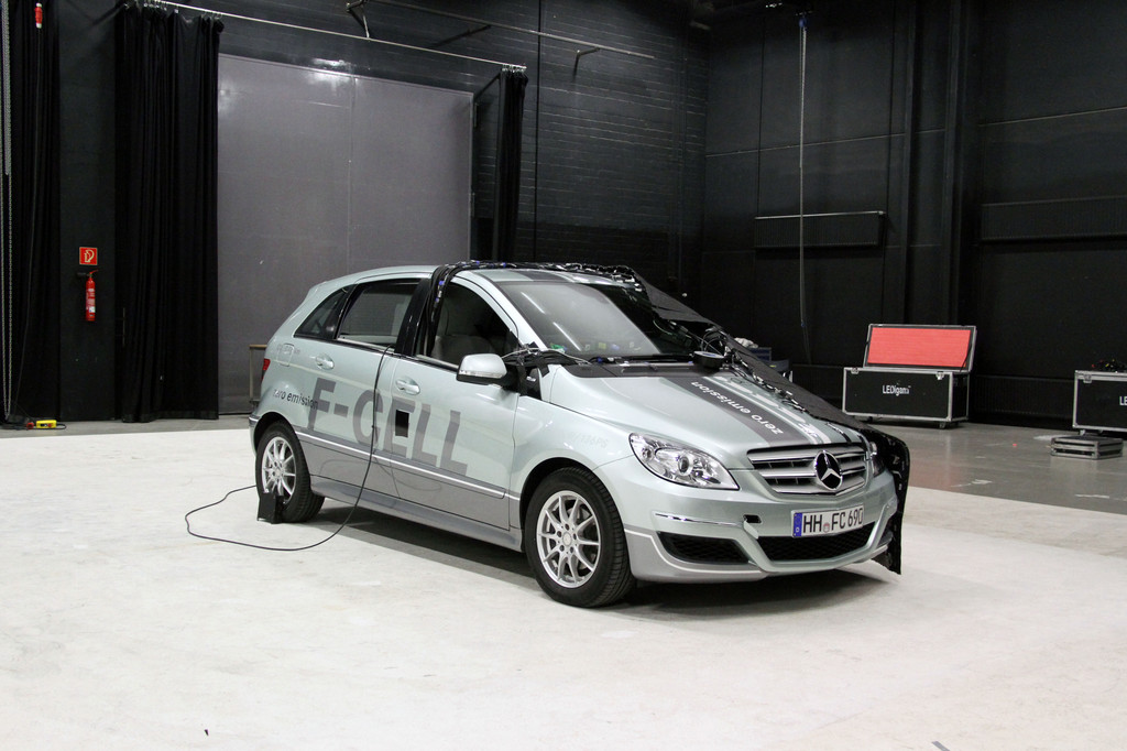 Die Mercedes-Benz B-Klasse F-Cell wird unsichtbar
