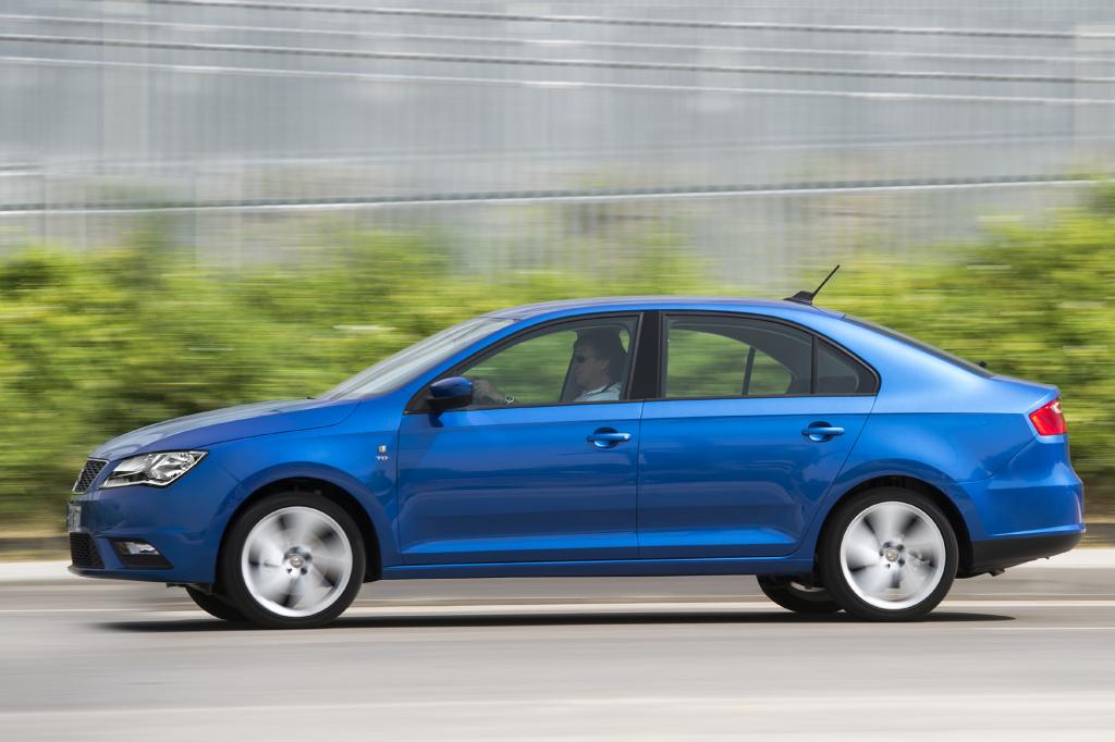 Die Technik stammt wie beim Schwestermodell Skoda Rapid aus dem Konzernregal