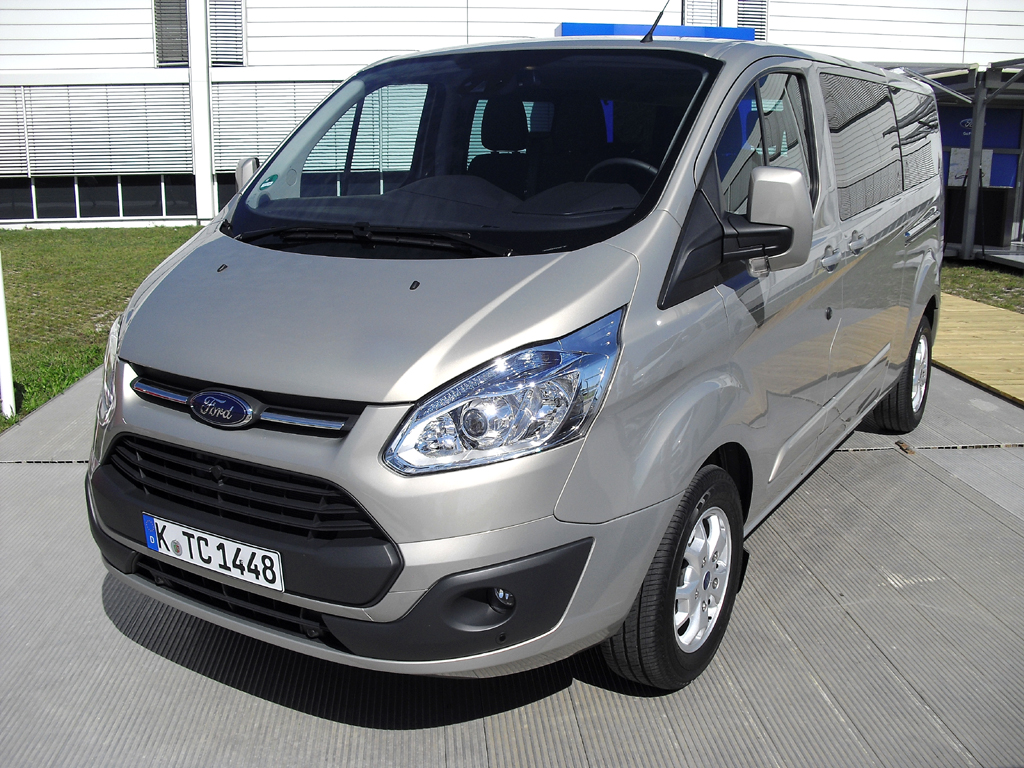 Ebenfalls neu: Tourneo Custom. 