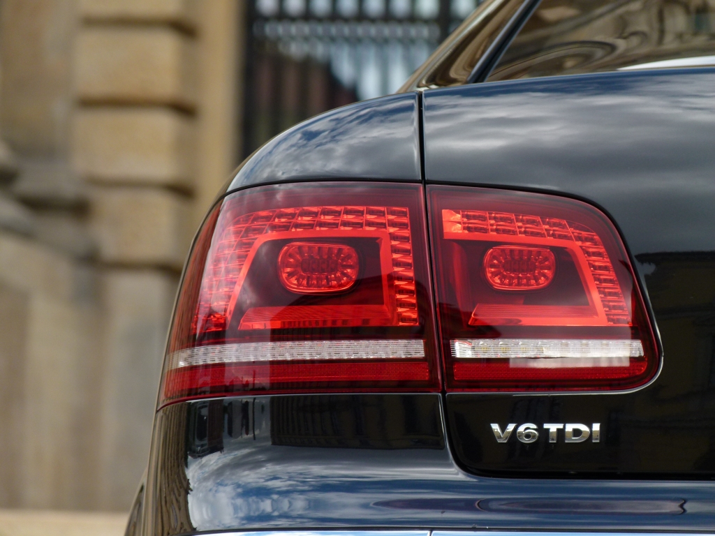 Eleganz und Kraft: Der VW Phaeton im Testbericht