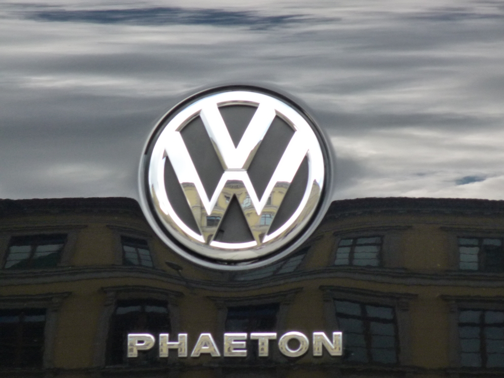 Eleganz und Kraft: Der VW Phaeton im Testbericht