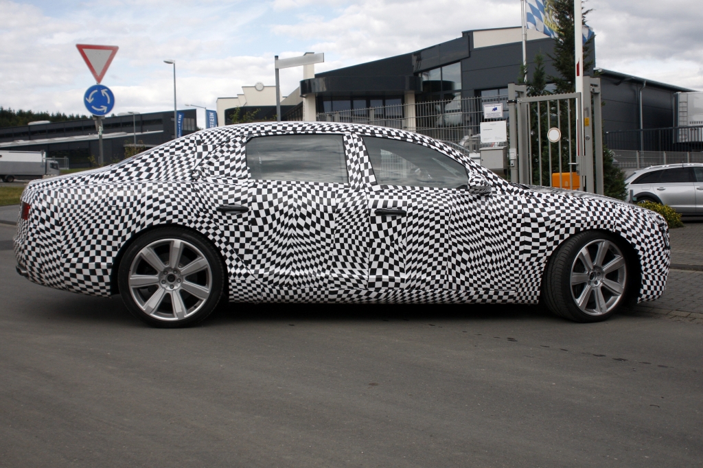 Erwischt: Bentley Continental Flying Spur Facelift – Britischer Humor