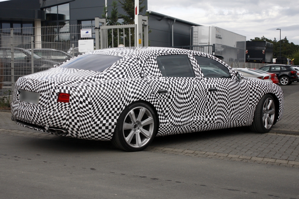 Erwischt: Bentley Continental Flying Spur Facelift – Britischer Humor