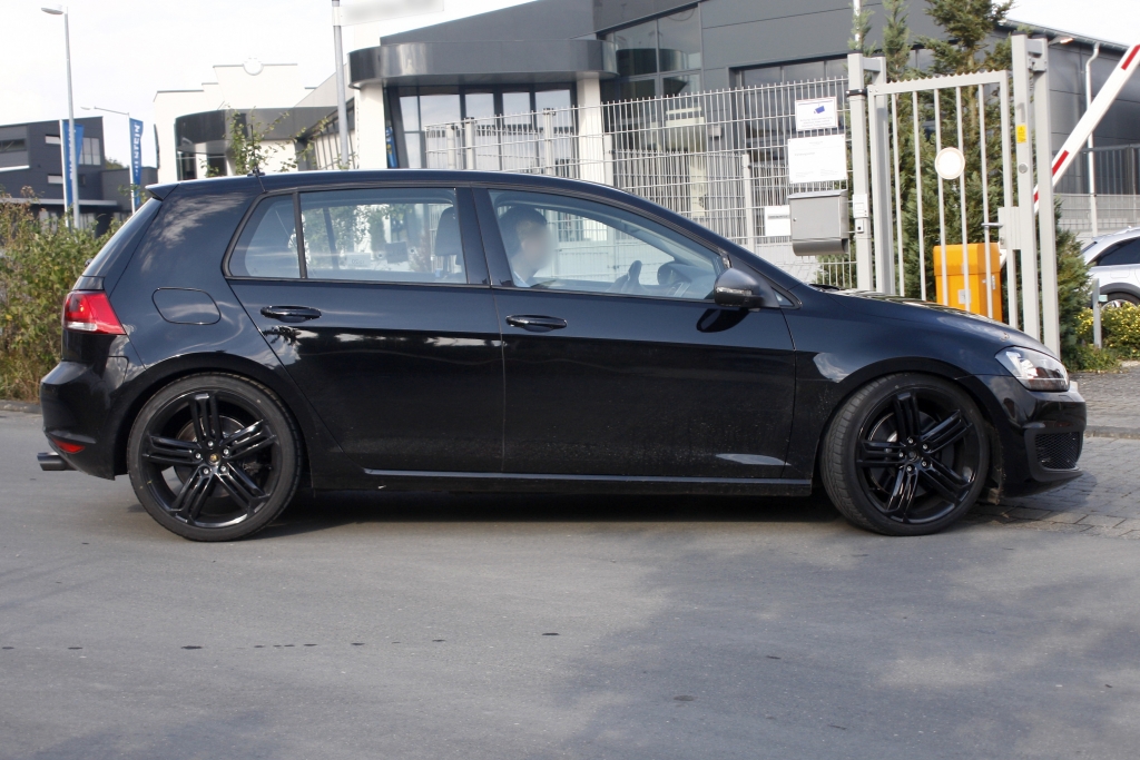 Erwischt: VW Golf VII R - Der sportliche Golf