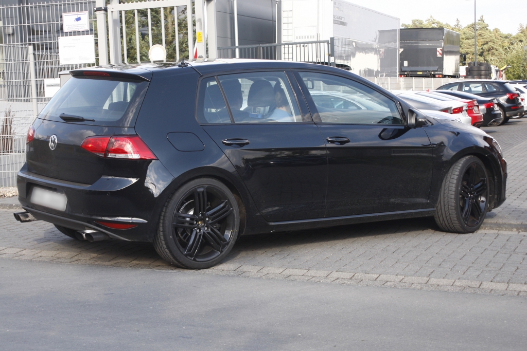 Erwischt: VW Golf VII R - Der sportliche Golf