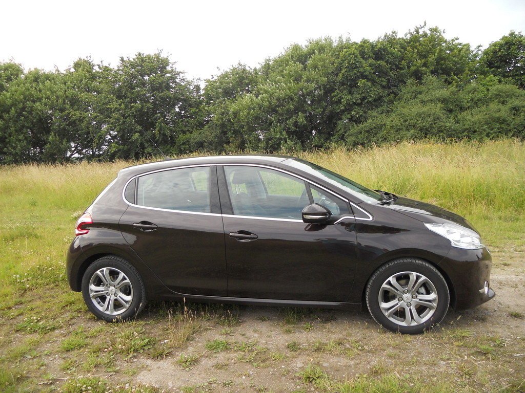 Fahrbericht Peugeot 208: Auf Eroberungskurs