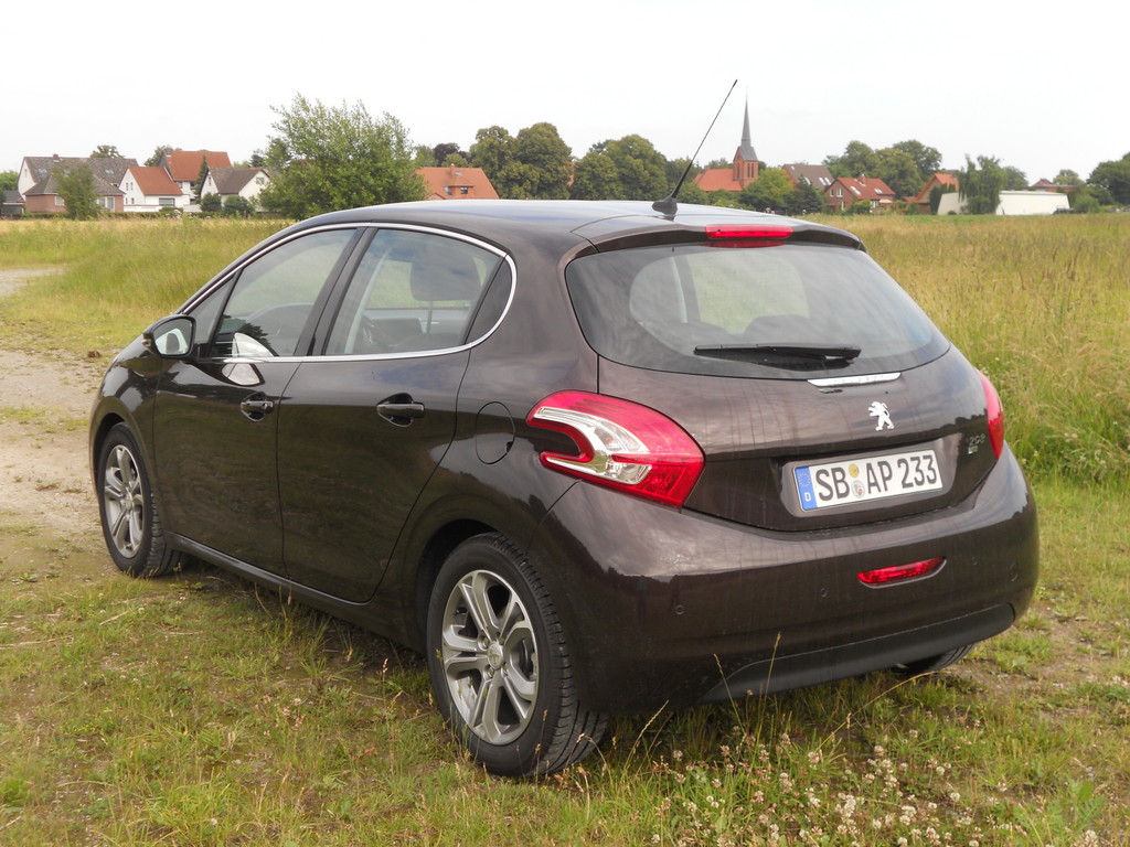 Fahrbericht Peugeot 208: Auf Eroberungskurs