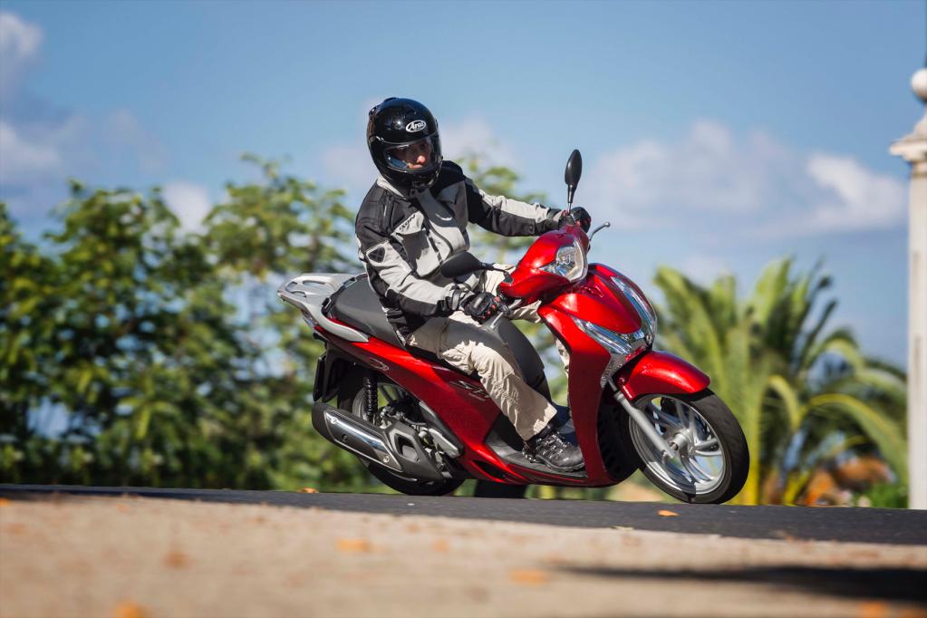 Honda SH 125i: Der Zwei-Liter-Scooter
