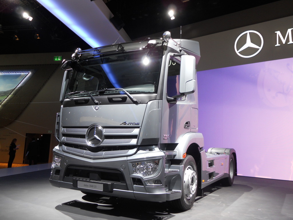 IAA 2012: Weltpremiere für den Mercedes-Benz Antos