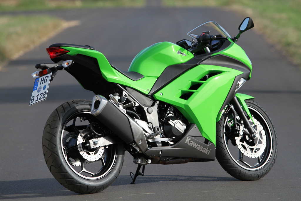 Intermot 2012: Kawasaki bringt Ninja 300