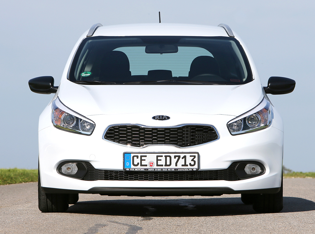 Kia Cee'd sw: Blick auf die Frontpartie. 