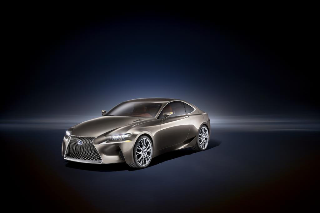 Lexus gibt einen Ausblick auf den nächsten IS