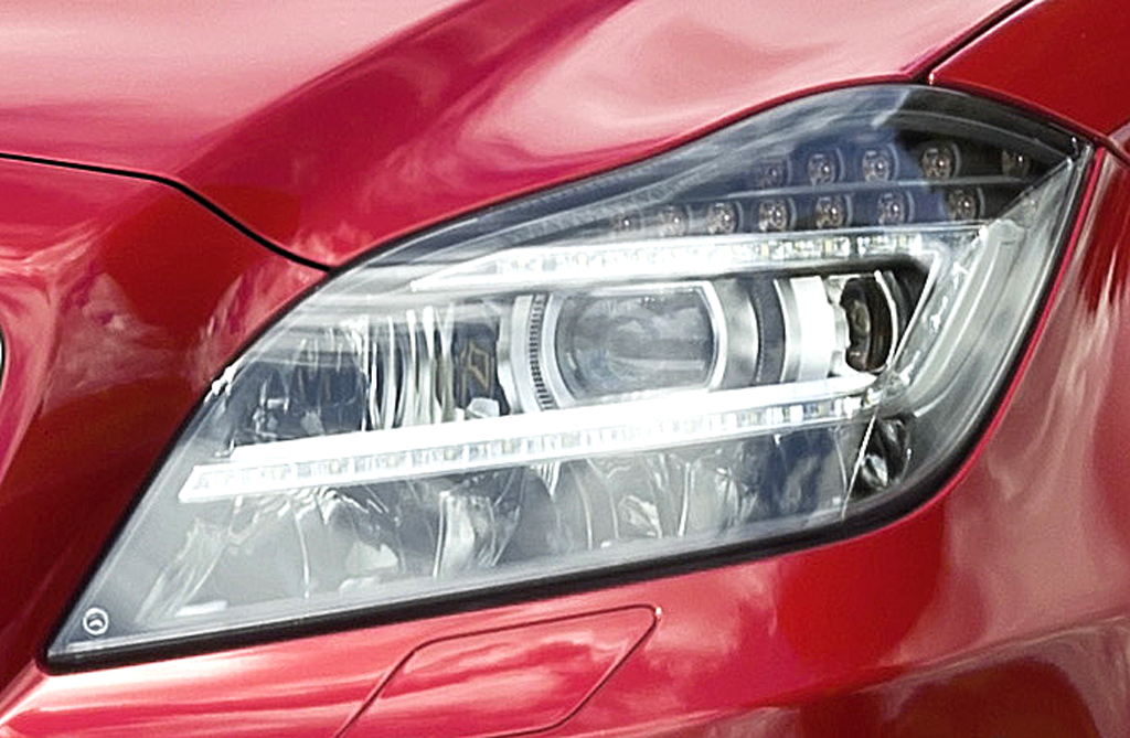 Mercedes CLS Shooting Brake: Moderne Leuchteinheit vorn. 