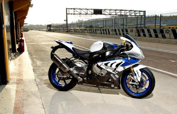 Motorrad: BMW HP4 - Renntechnik für die Straße