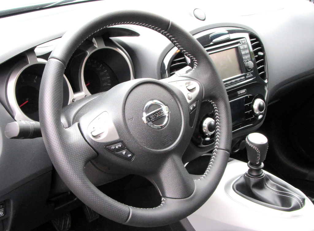 Nissan Juke: Blick ins Cockpit. Foto: Grebe 