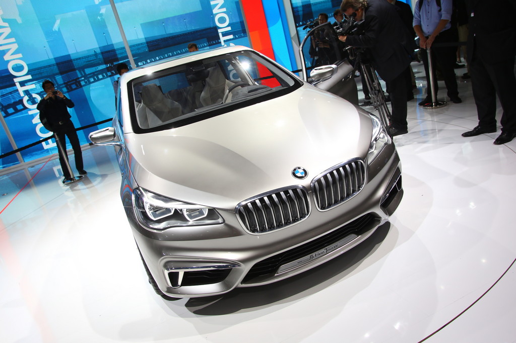Paris 2012: BMW Concept Active Tourer 