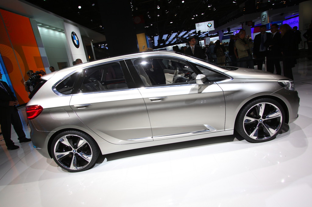 Paris 2012: BMW Concept Active Tourer 