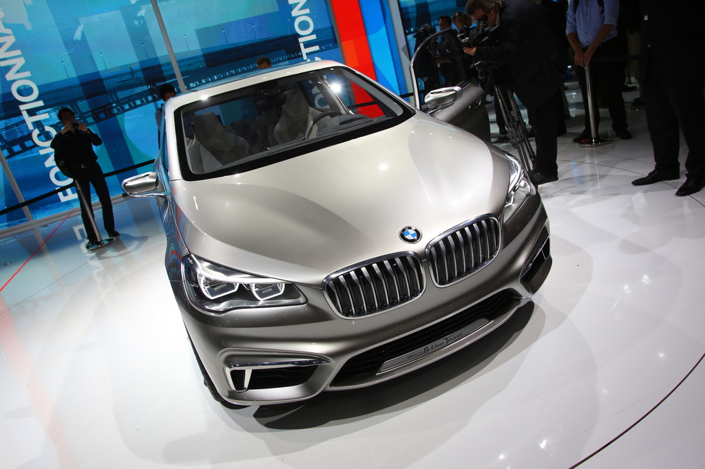 Paris 2012: BMW Concept Active Tourer 