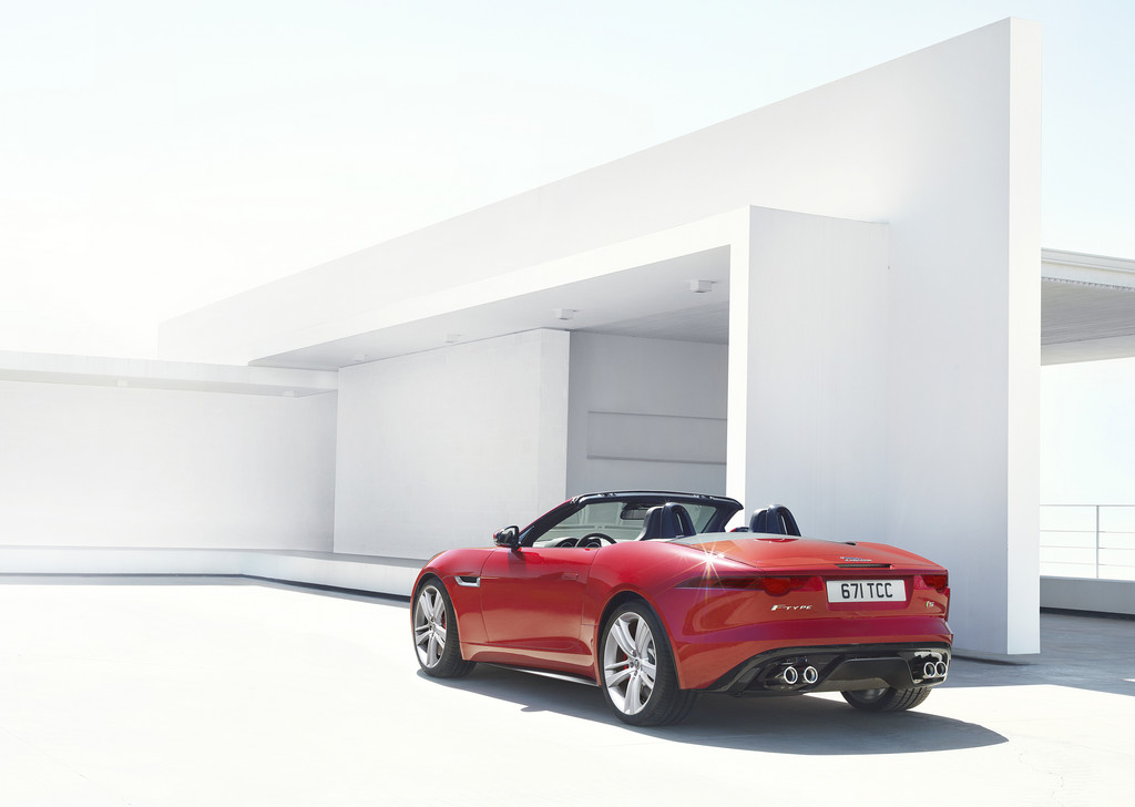 Paris 2012: Jaguar schlägt ein neues Kapitel auf