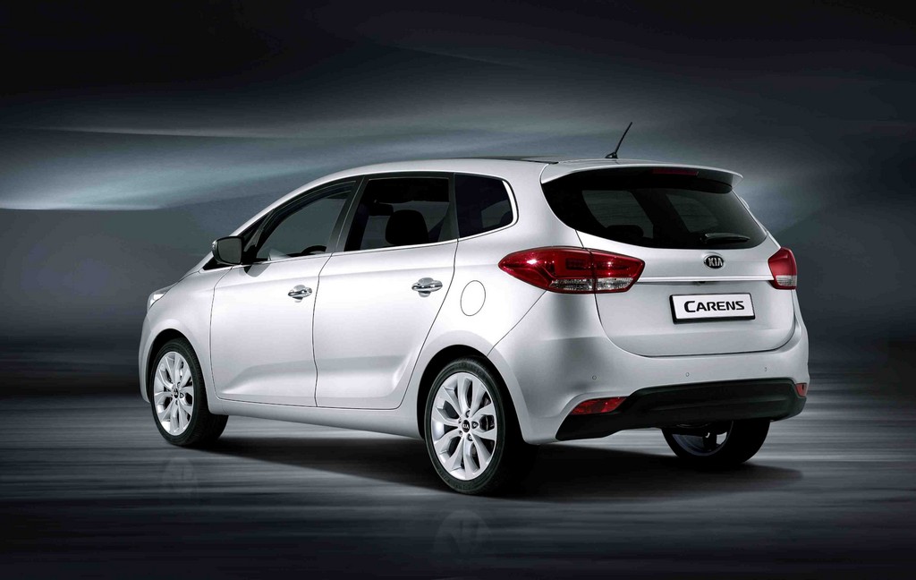 Paris 2012: Kia Carens feiert Weltpremiere