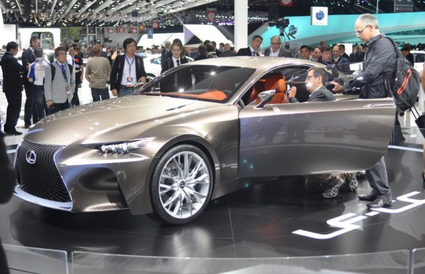 Paris 2012: Lexus-Konzeptstudie LF-CC - Der kommende IS lässt grüßen