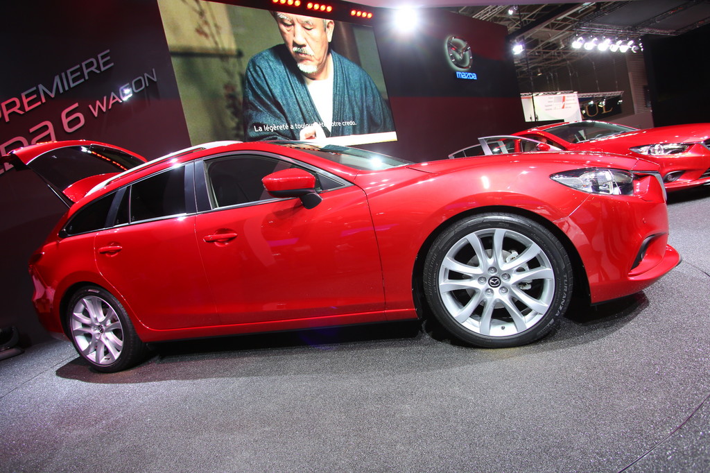 Paris 2012: Mazda6 Kombi kürzer als die Limousine