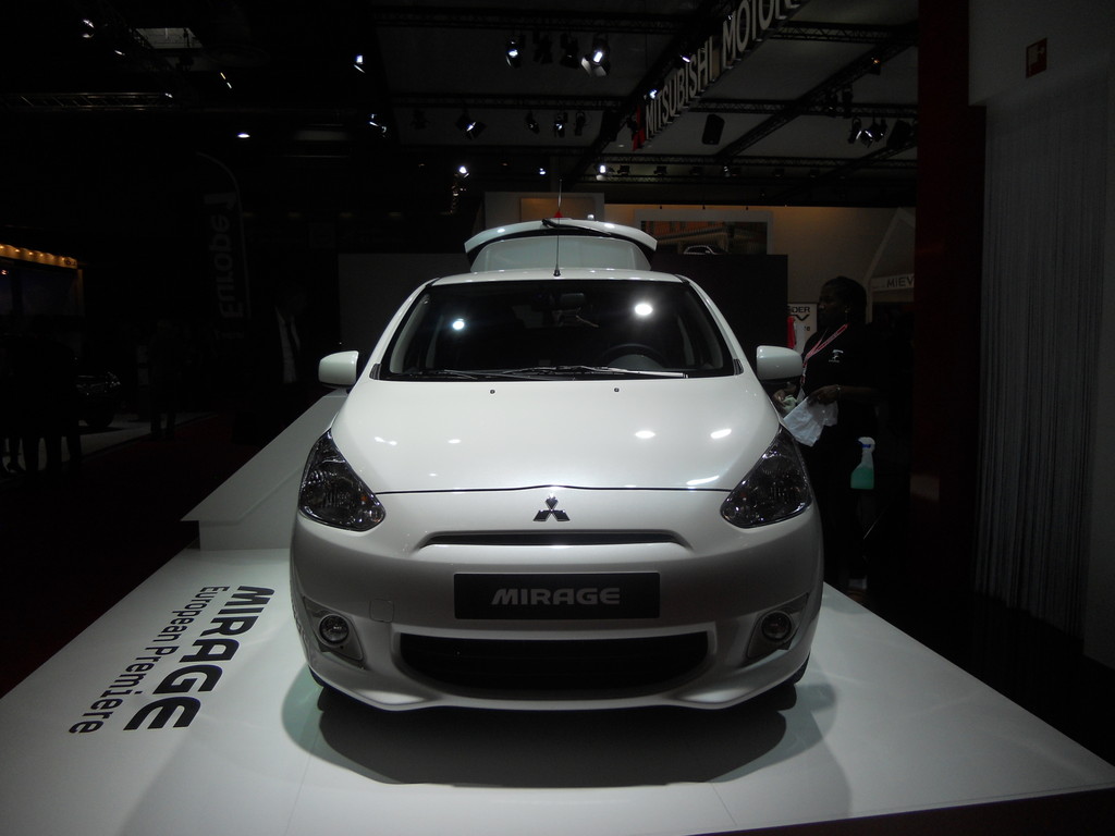 Paris 2012: Mitsubishi Mirage kommt Anfang 2013