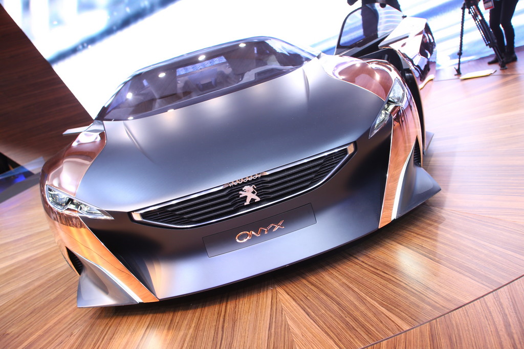 Paris 2012: Peugeot zeigt sich supersportlich
