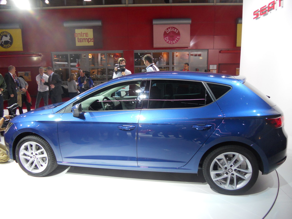 Paris 2012: Seat präsentiert komplett neuen Leon