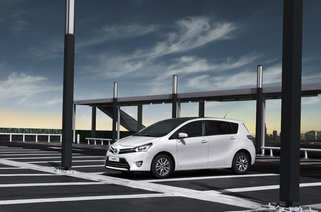 Paris 2012: Toyota zeigt drei Weltpremieren