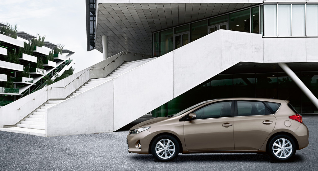 Paris 2012: Toyota zeigt drei Weltpremieren