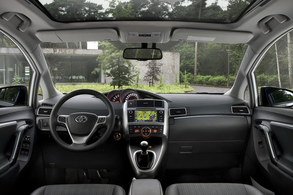 Paris 2012: Toyota zeigt drei Weltpremieren