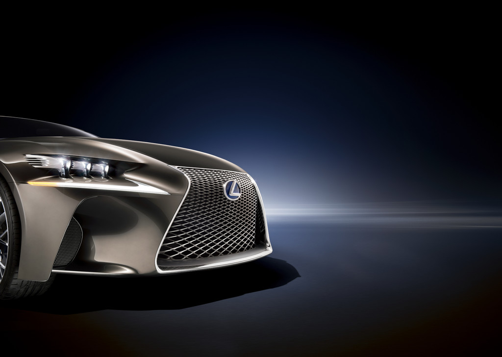 Paris 2012: Weltpremiere für Lexus LF-CC Concept