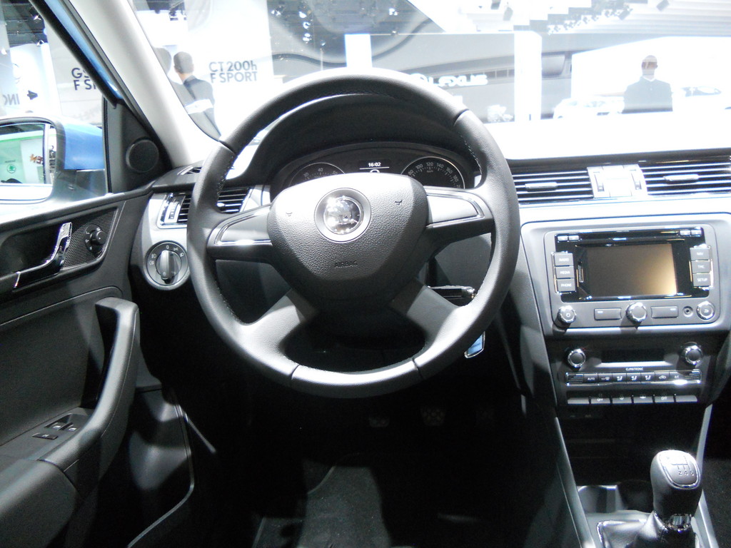 Paris 2012: Škoda Rapid ab 13 990 Euro zu haben