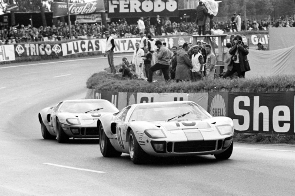 Platz 10: Ford GT 40 Jahr 1966