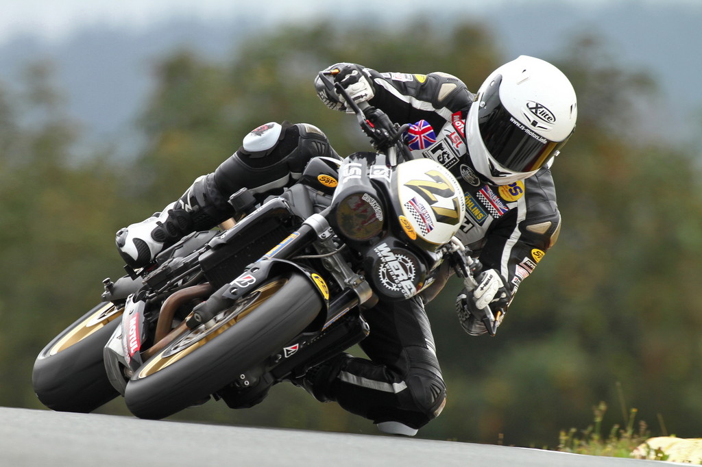 René Schmidt gewinnt Triumph-Street-Triple-Cup