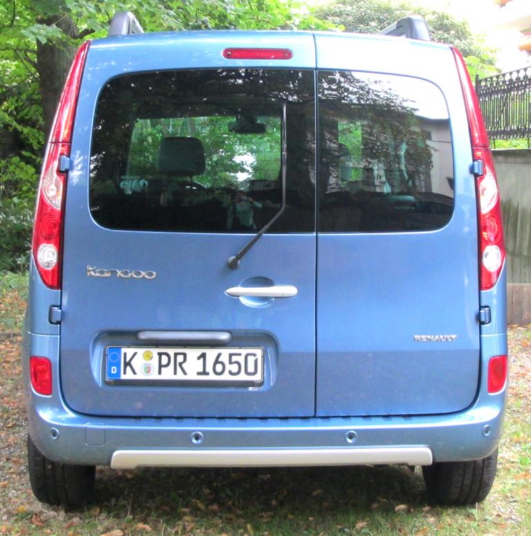 Renault Kangoo: Blick auf die Heckpartie mit den Doppeltüren. 