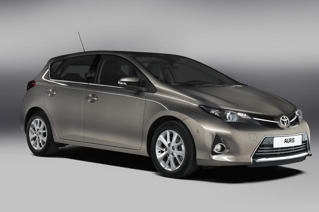 Toyota schickt den Auris ins Rennen