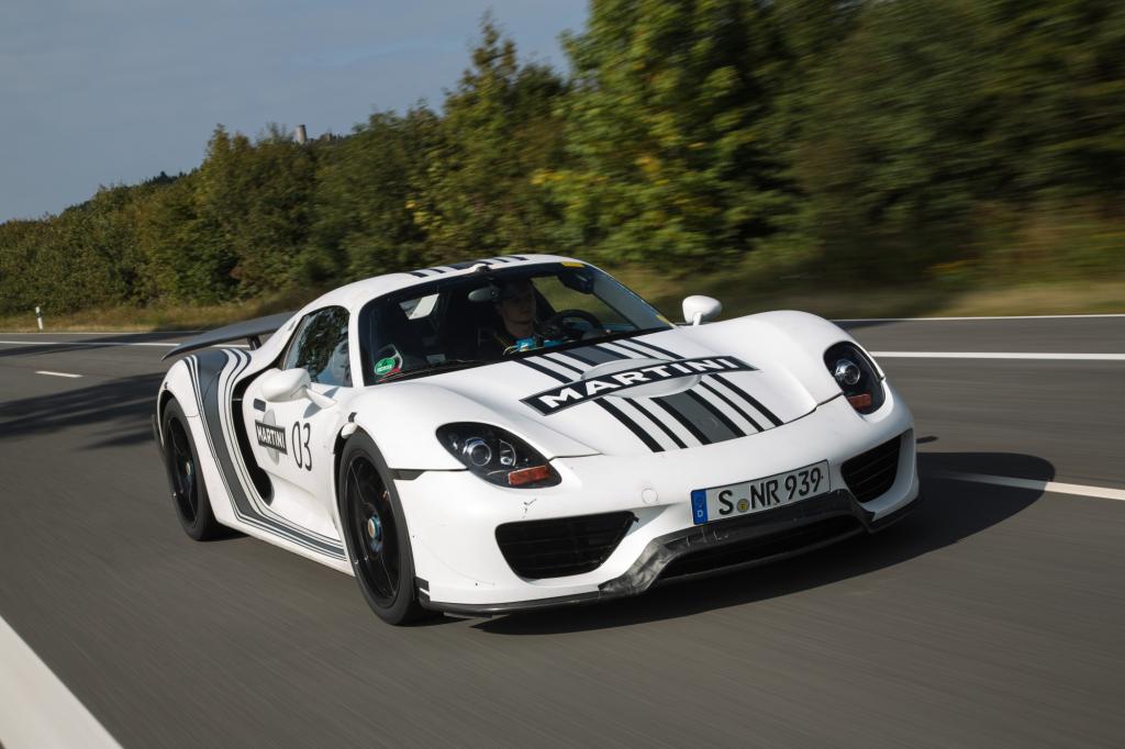Autojahr 2013 - Von Krise keine Spur