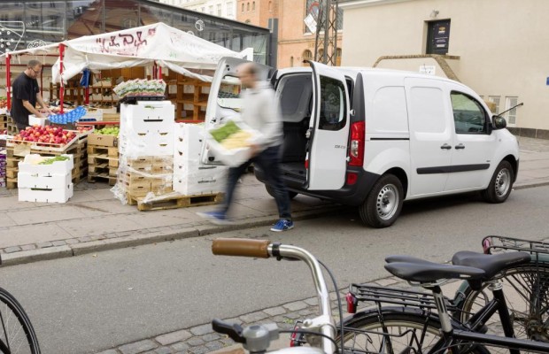 Daimler und Renault-Nissan vertiefen Motoren-Kooperation