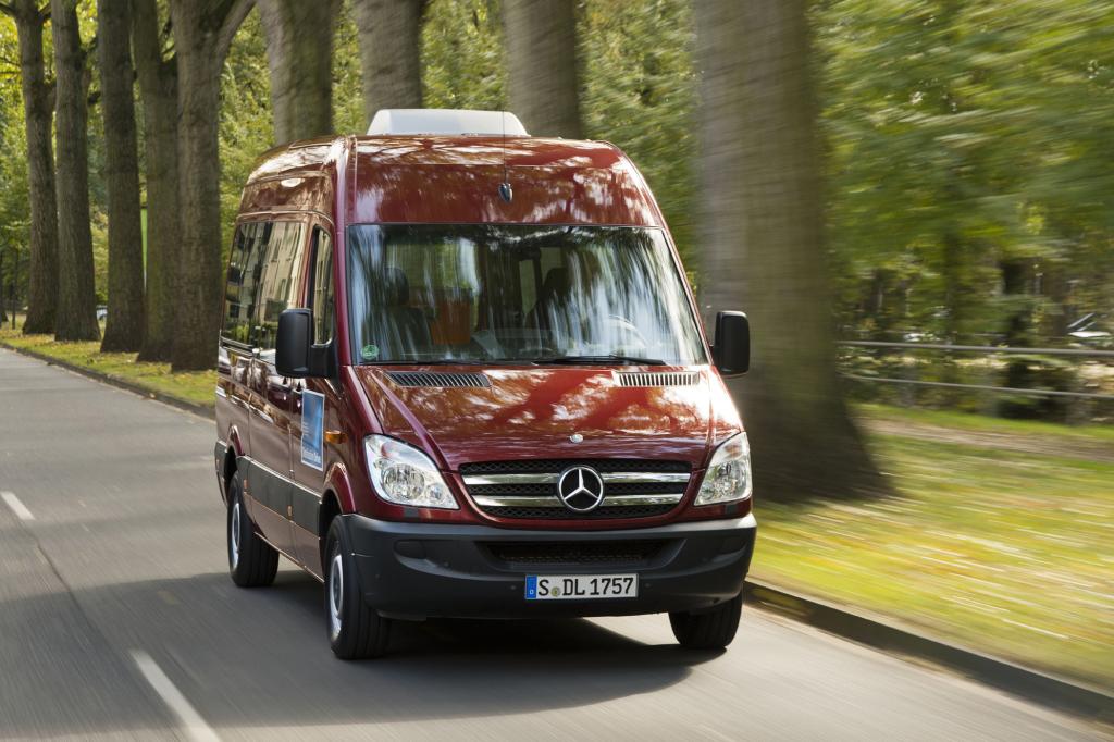 Das Fahren eines Mercedes Sprinter wird der Fortbewegung mit einem konventionellen PKW immer ähnlicher