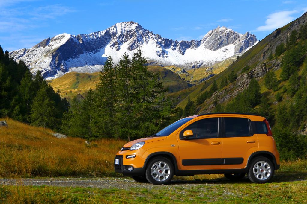 Der Panda Trekking gleicht optisch der 4x4-Variante, hat aber keinen Allradantrieb