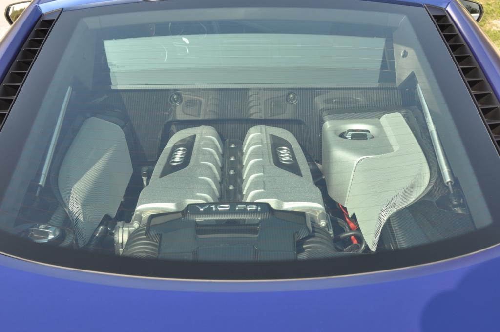 Der V10 liegt unter Glas