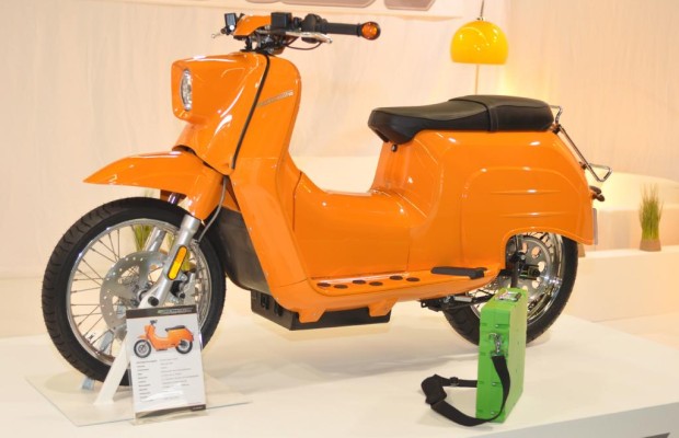 Elektromotorräder auf der Intermot 2012 - Lautlos Spaß haben
