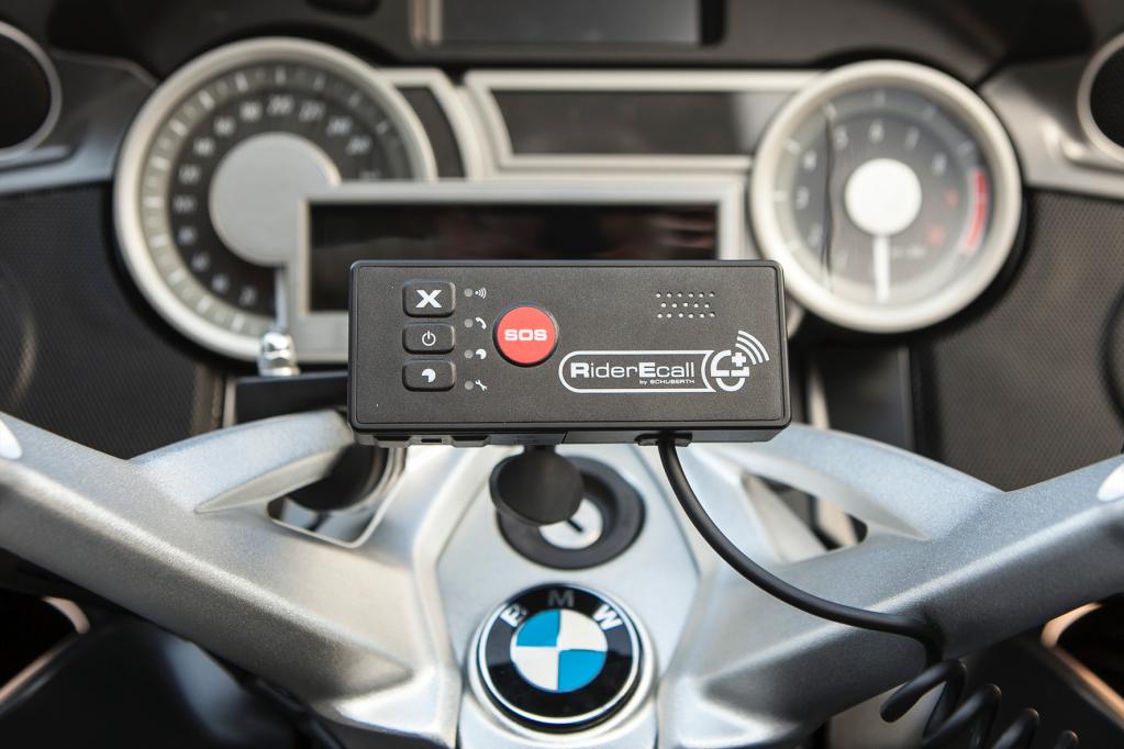 Erstes automatisches Notruf- und Ortungssystem für Motorradfahrer
