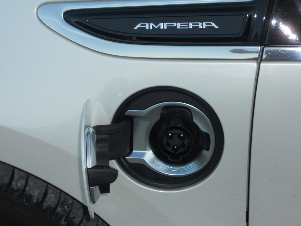 Fahrbericht Opel Ampera: Fahren ohne Steckdosenzwang