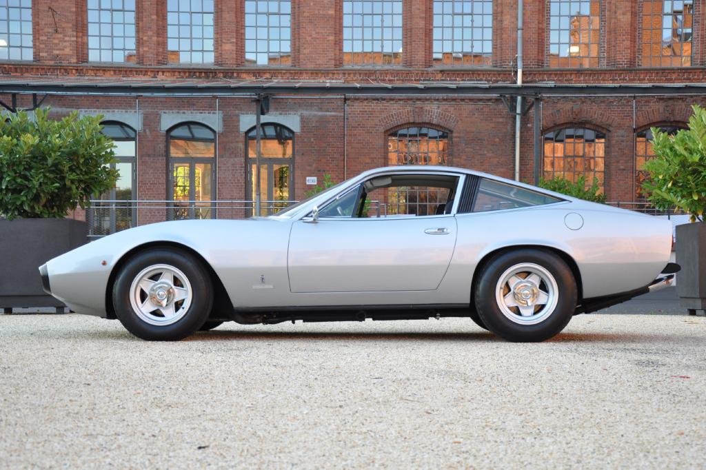 Ferrari 365 GTC 4